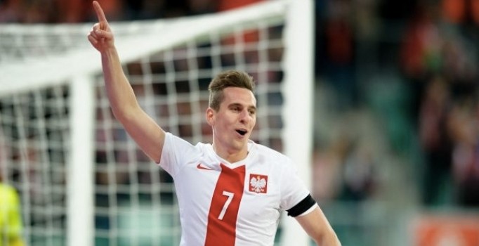 Galatasaray’ın gözdesinden kötü haber