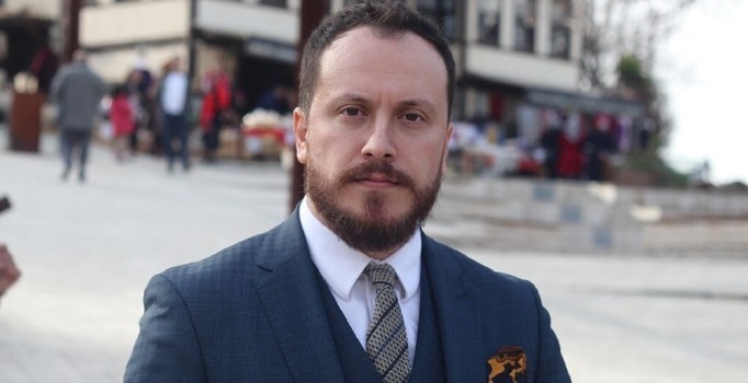 Çeyrek asırı geride bırakan SMS’in sınırlı sayıda kullanıcısı kaldı