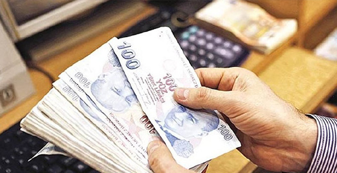 SGK 30 yıl çalışan emeklilere 1 milyar lira emekli ikramiyesi ödedi
