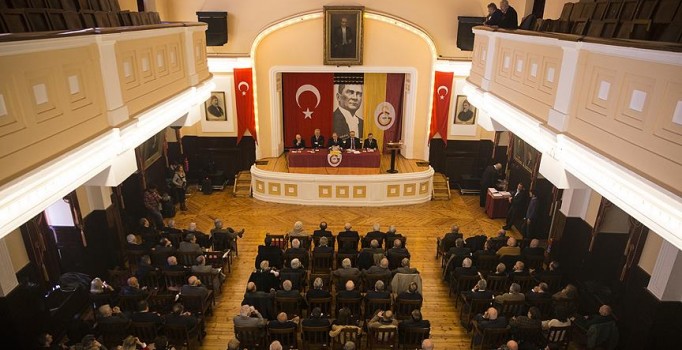 Galatasaray Divan Kurulu Üyesi Prof. Dr. Ahmet Özdoğan: Galatasaray'ın varlığı tehlikede