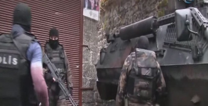 Tahir Elçi cinayetinde kayıp PTT kamerası görüntülerine ulaşıldı