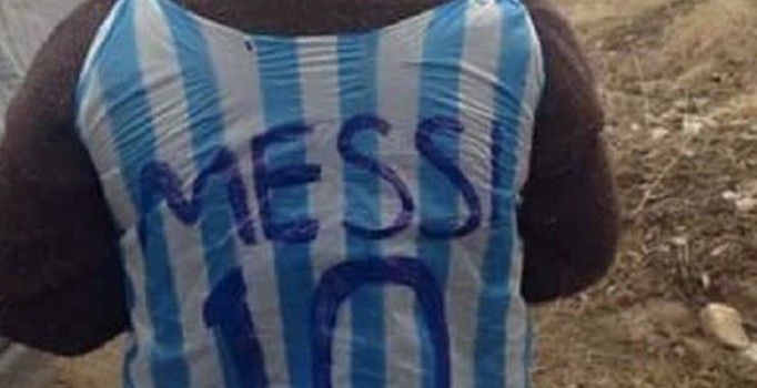 Messi hayranı olan bu çocuğu arıyor