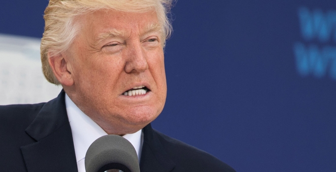 Trump'tan eski başstratejisti Bannon'a tepki: Kovulduğu gün aklını da kaybetmiş