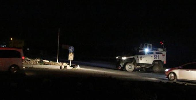 Nusaybin'de polis servis aracının geçişi sırasında patlama