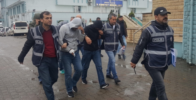 Düzce'de çaldılar, İstanbul'da yakalandılar