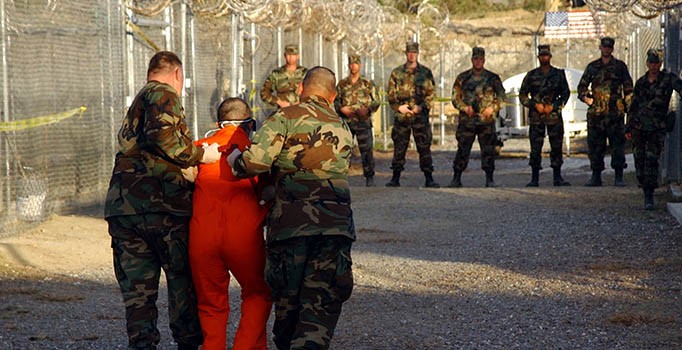 Guantanamo'dan 2 tahliye daha: Tutuklu sayısı 91'e düştü