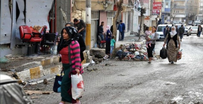 Silopi halkı konuştu: Evleri yıkmayın dedim, göğsüme silah doğrulttular