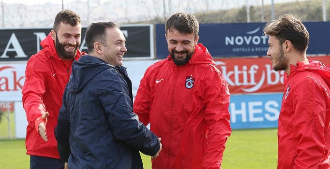 Hami Mandıralı takımla birlikte ilk antrenmanına çıktı