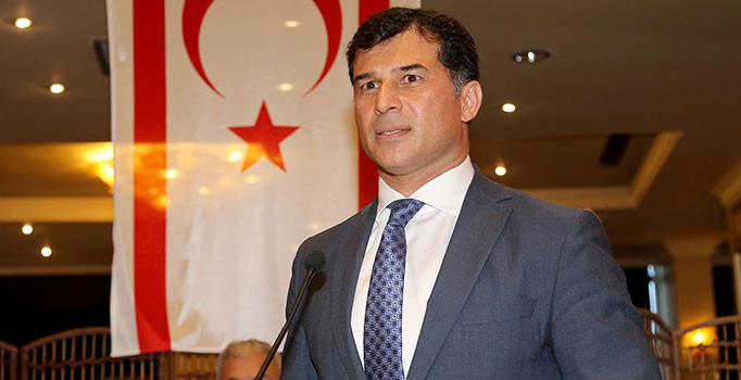 KKTC Başbakanı Hüseyin Özgürgün eşinden boşandı