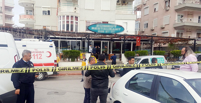 Son dakika! İşten çıkarılan garson dehşet saçtı: 4 ölü