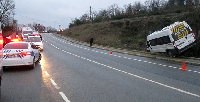 Okul servisi şoförünün tansiyonu düştü, faciadan dönüldü