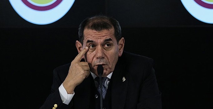 Galatasaray'da ilk feda Dursun Özbek'ten geldi