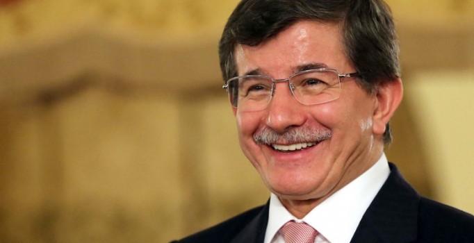 Başbakan: AB, sığınmacı krizinin siyasi yükünü paylaşmalı