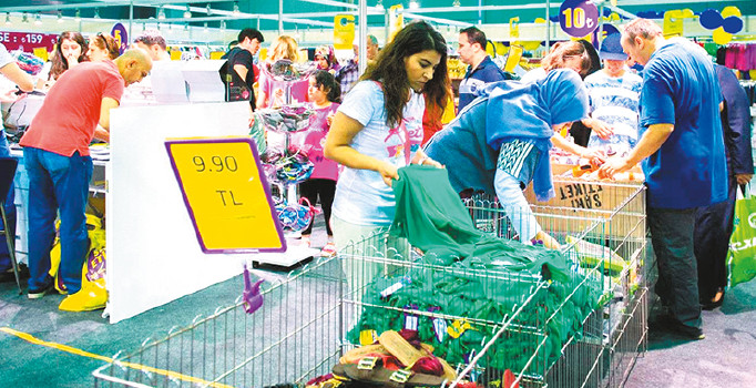 Markaların indirim yarışı