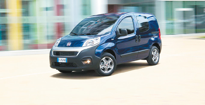 Üç yıldır liderliği bırakmıyor