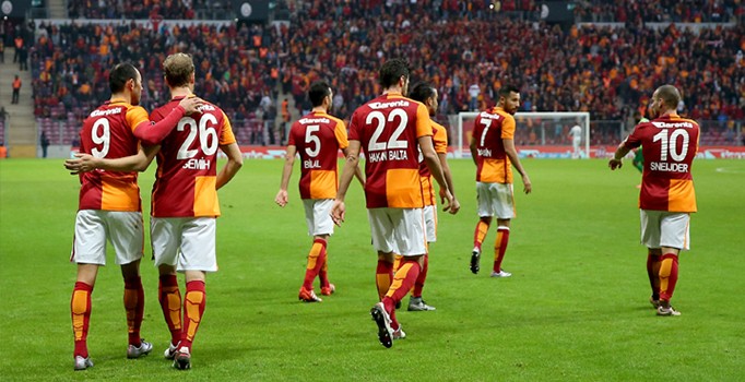 Galatasaray'da hücum hattına 2 genç isim geliyor