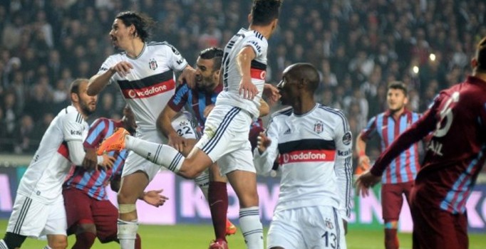 Trabzonspor Beşiktaş maçı muhtemel 11'leri