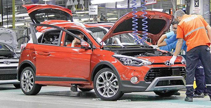 Her arabada ‘çeyrek araçlık’ fiyat artışı var