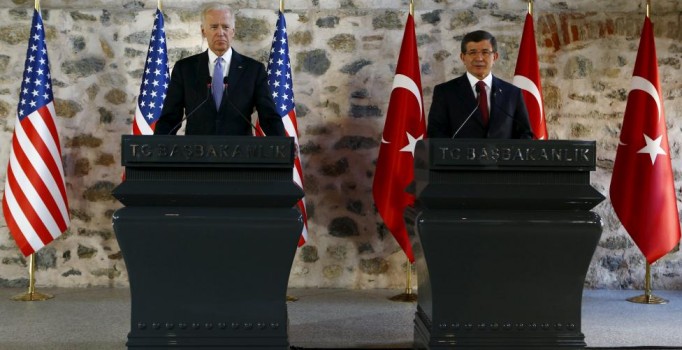 ABD Başkan Yardımcısı: Suriye'de askeri çözüme hazırlıklıyız