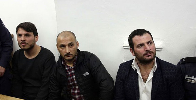 Son dakika! İsrail 2 Türk vatandaşını sınır dışı etti