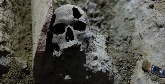 Polis Meksika'da 33 kafatası buldu