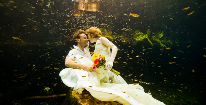 Sevgililer Günü Şiirleri! En çok paylaşılan Sevgililer Günü şiirleri ile onu etkileyin!