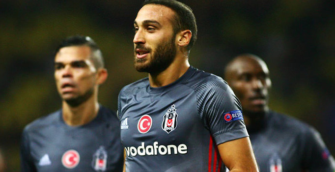 Cenk Tosun Everton'a gidiyor! Alacağı ücret belli oldu