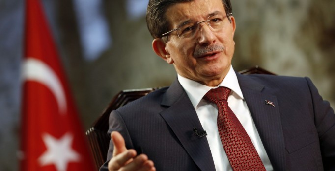 Davutoğlu: Cenevre'de Kürtler masada olmalı PYD değil