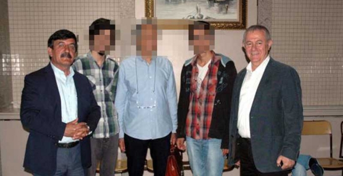 Erdoğan'a hakaret ettiği iddia edilen 2 öğrenciye gözaltı