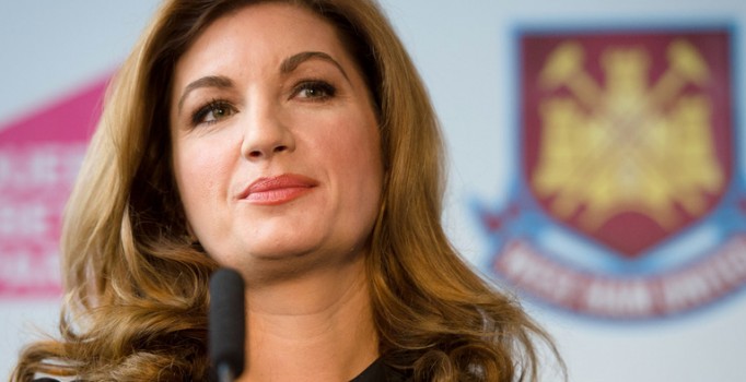 West Ham yöneticisi Karren Brady Burak Yılmaz'ı İngiltere'ye götürmek için geliyor