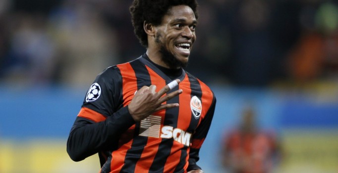 Luiz Adriano'nun menajeri Galatasaray'ı açıkladı