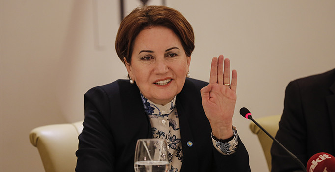 Son dakika! Akşener: Cumhurbaşkanı adayıyım, 100 bin imza ile aday olacağım