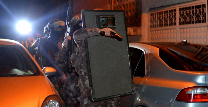 Adana'da PKK operasyonu: 13 gözaltı