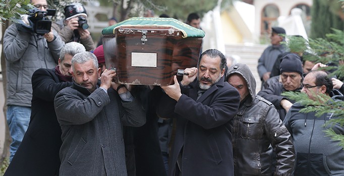 Ünlü besteci Ergüder Yoldaş İzmir'de son yolculuğuna uğurlandı