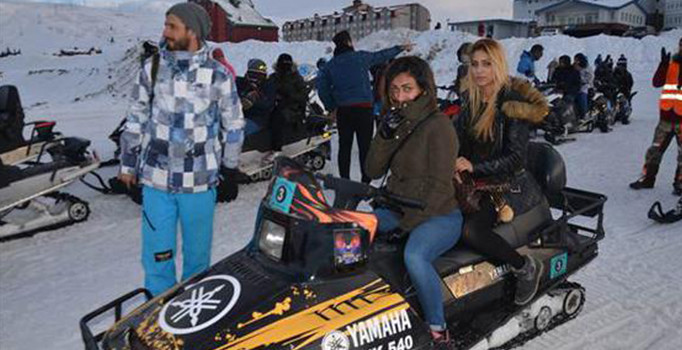 Arap turistler Uludağ'a akın etti