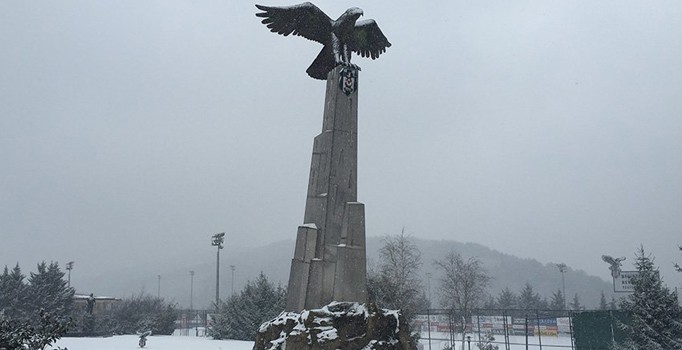 Beşiktaş'ın antrenmanına kar engeli