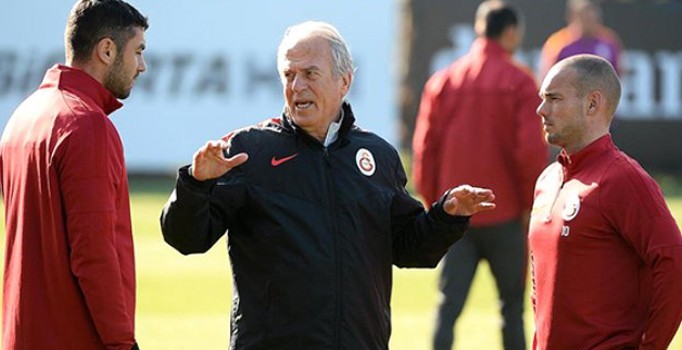 Burak Yılmaz'dan Mustafa Denizli'ye: Hocam gitmek istiyorum