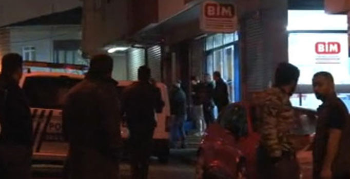 Kağıthane'de polis ile gasp şüphelileri arasında çatışma