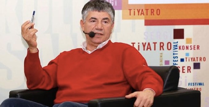 Giray Bulak: Arda Turan Barcelona'da oynamasını bize borçlu