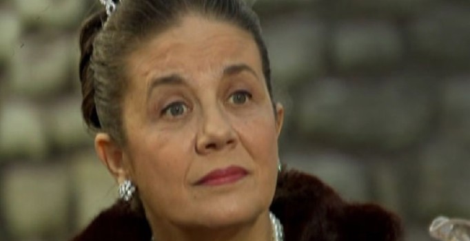 Ünlü oyuncu Ayşe Selen hayatını kaybetti | Ayşe Selen kimdir?