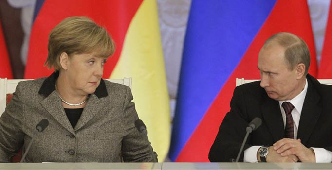 Merkel ve Putin, Orta Doğu’yu görüştü