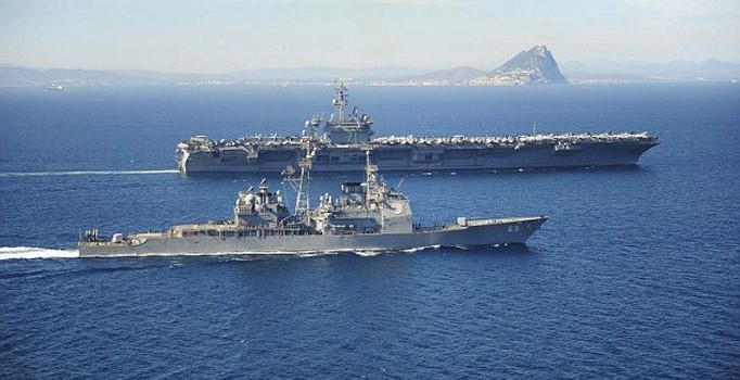 Umman Denizi'nde İran ve ABD gemileri arasında tehlikeli yakınlaşma