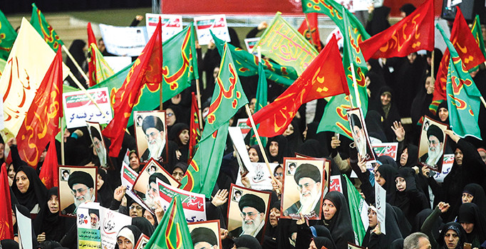 Tahran'da reform ateşi