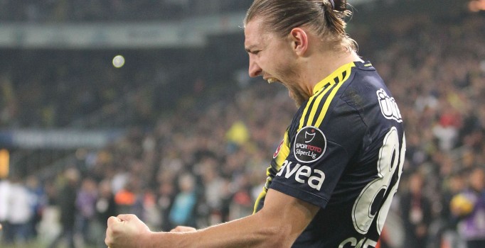 Wolfsburg, Schalke ve Leverkusen Caner Erkin'in peşinde