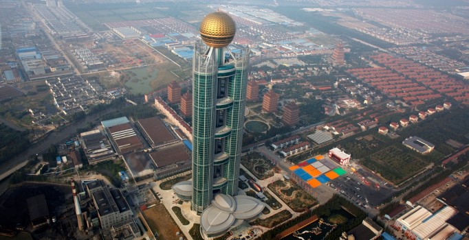 Çin, denizde nükleer santral inşa edebilir