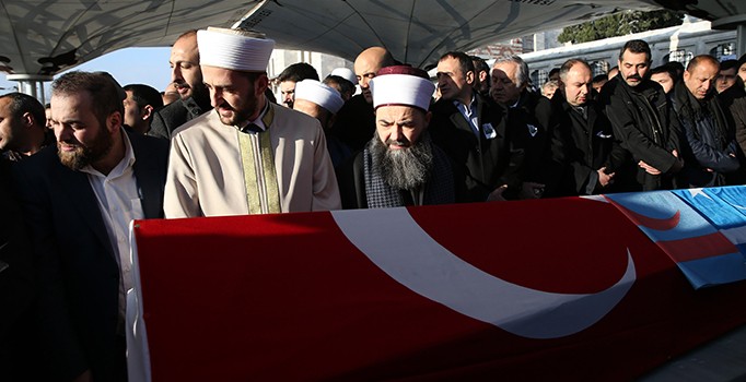 Türkmen Dağı'nda şehit düşen MHP'li İbrahim Küçük İstanbul'da toprağa verildi