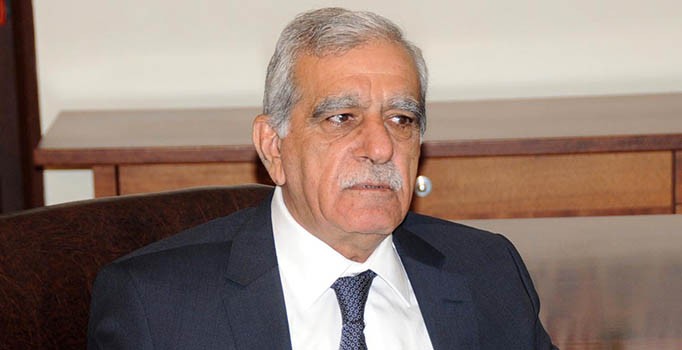 Mardin Büyükşehir Belediyesi eski Eş Başkanı Ahmet Türk tutuklandı | Son dakika haberleri