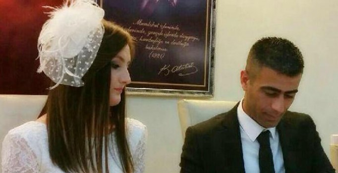 Sur'da şehit düşen özel harekat polisi Bora Tayfur'un Ankara'daki babaevine acı haber ulaştı