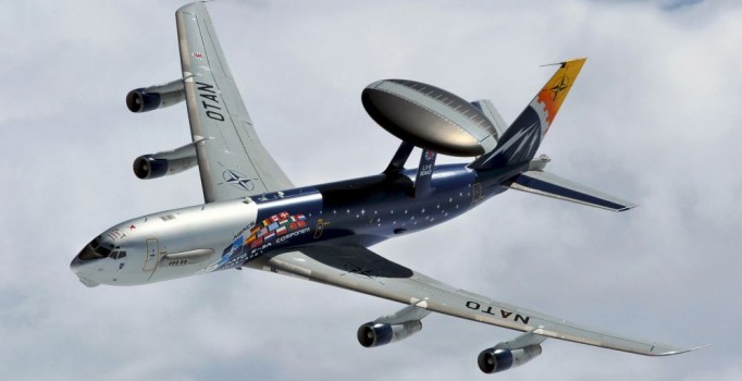 ABD, NATO'dan AWACS uçağı istedi