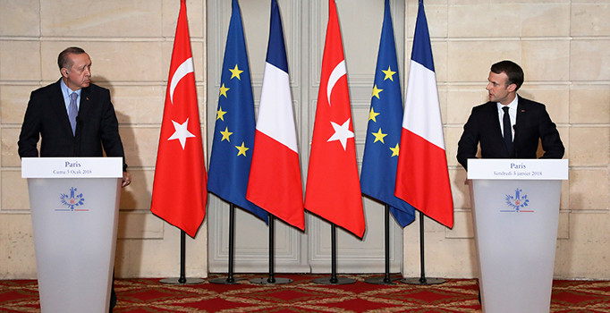 Son dakika! Erdoğan: Bunu Fransa'da söylüyorum, Türkiye AB kapısında bekleyecek ülke değil